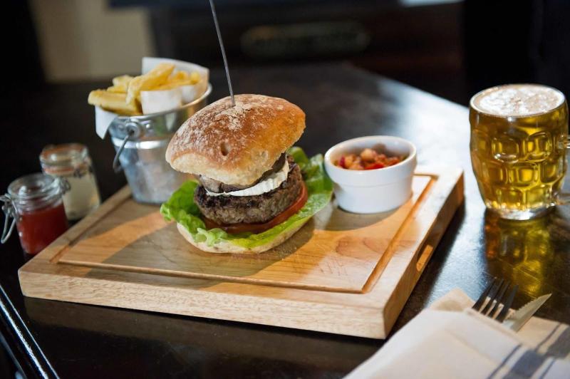 Hare & Hounds image