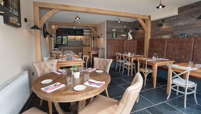 Hare & Hounds image