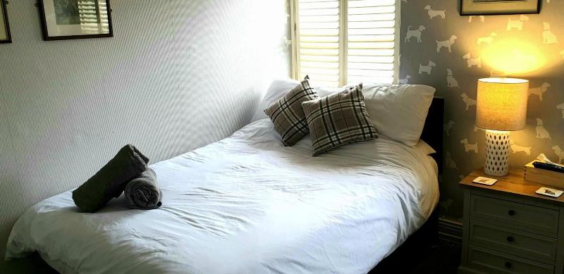 Queen Catherine Hotel image