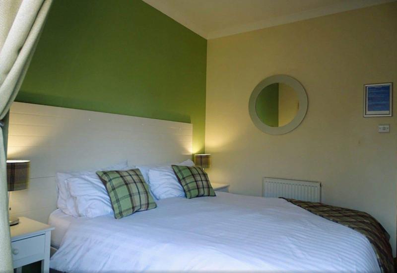 Chlachain Inn image