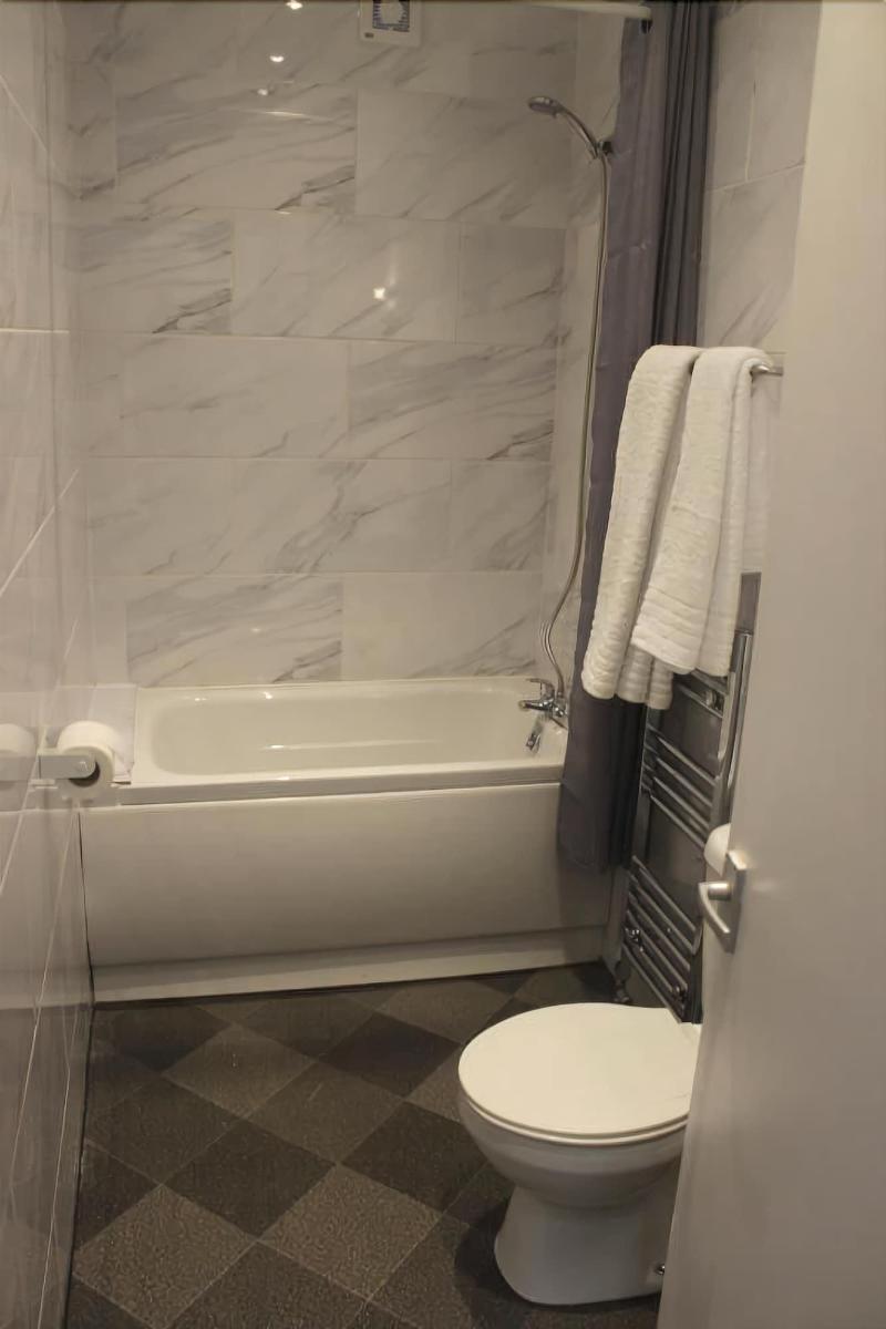 Corona Hotel Sheffield Meadowhall image