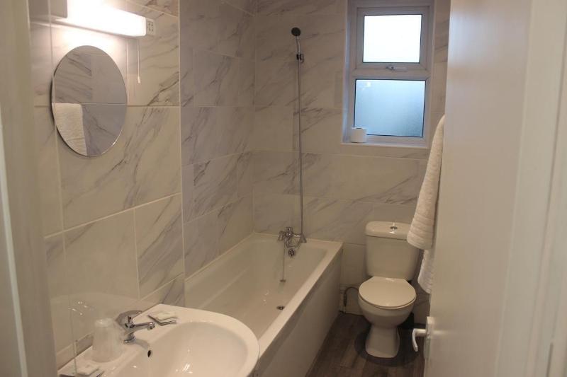 Corona Hotel Sheffield Meadowhall image