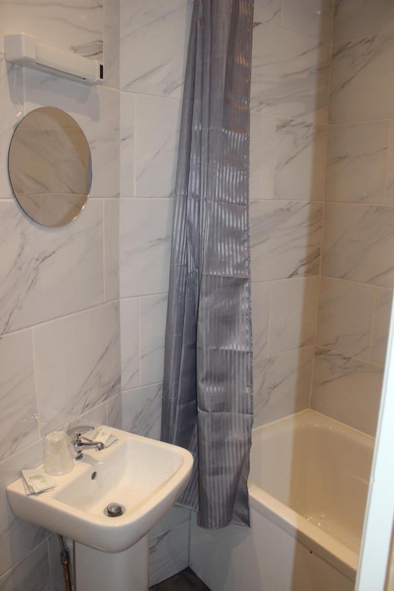 Corona Hotel Sheffield Meadowhall image