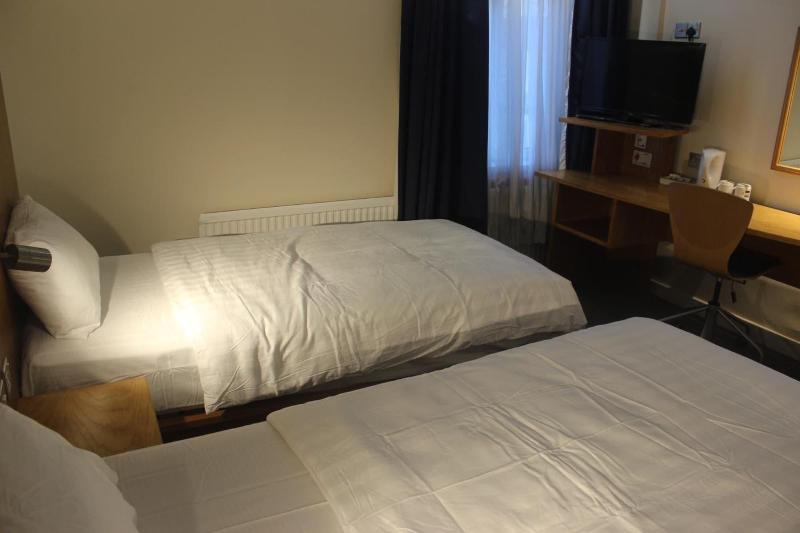 Corona Hotel Sheffield Meadowhall image