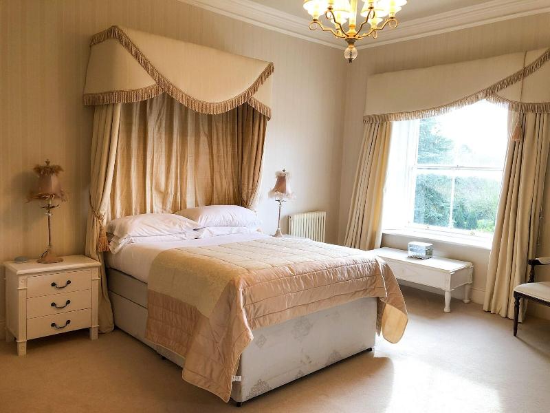 Netley Hall image