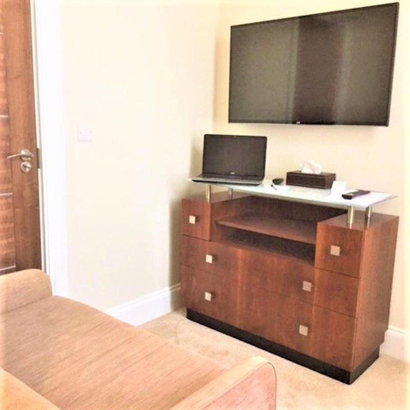 Kings Park Hotel image