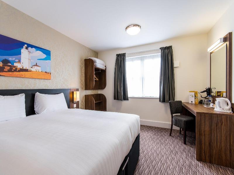 Spread Eagle, Gailey by Marston's Inns image