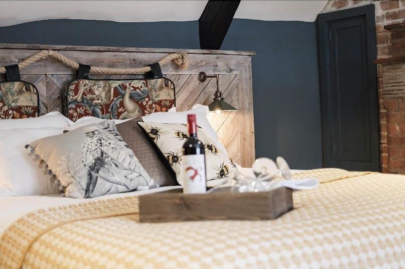 Castle Inn image
