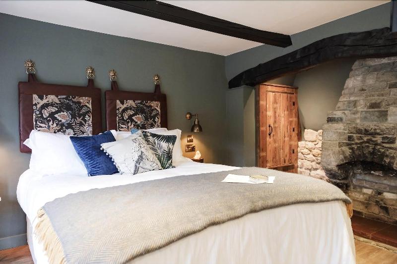 Castle Inn image