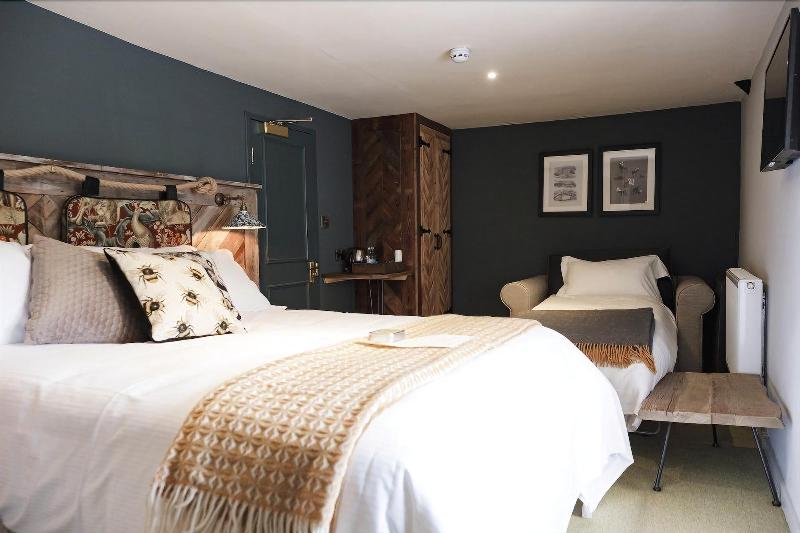 Castle Inn image