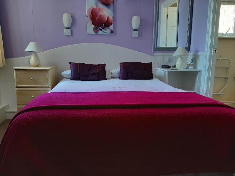 The Beaches Family B&B image