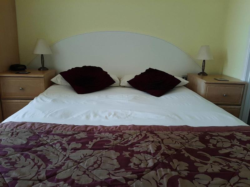 The Beaches Family B&B image