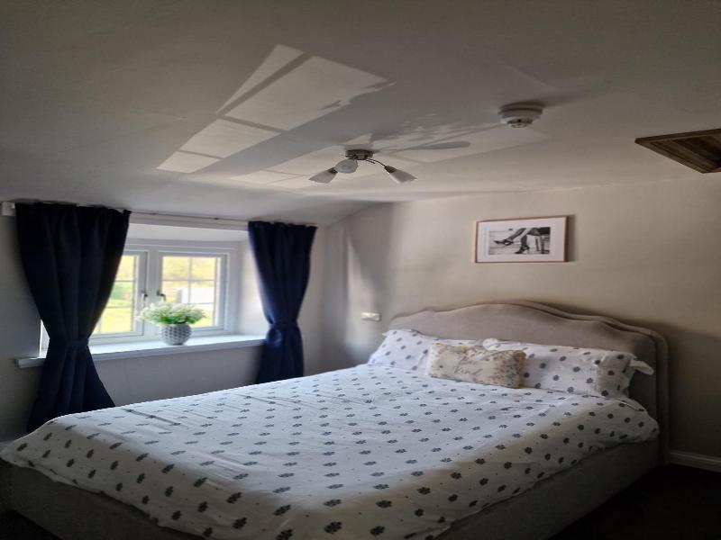 Fairladies Barn Guest House image