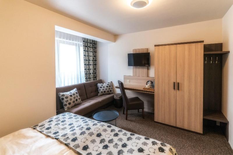 Hotel Korona Tatr image