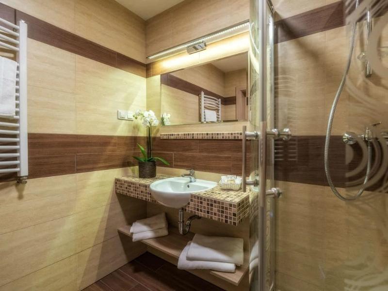 Hotel Korona Tatr image
