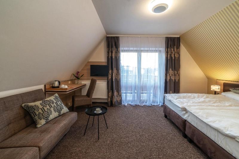 Hotel Korona Tatr image
