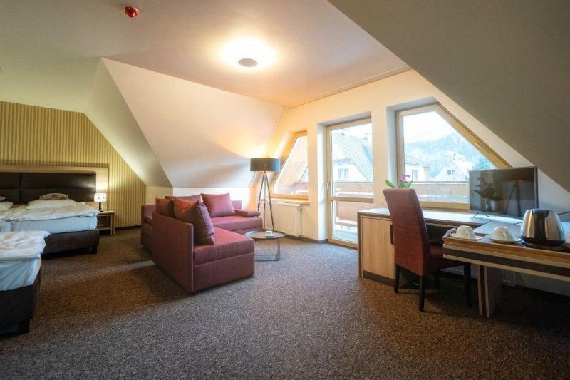 Hotel Korona Tatr image