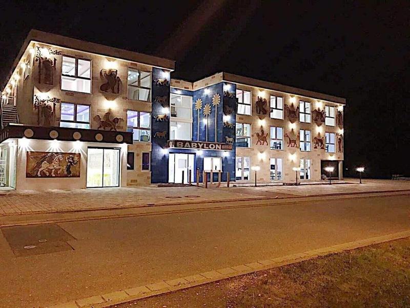 Hotel Babylon image