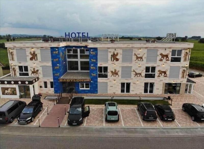 Hotel Babylon image