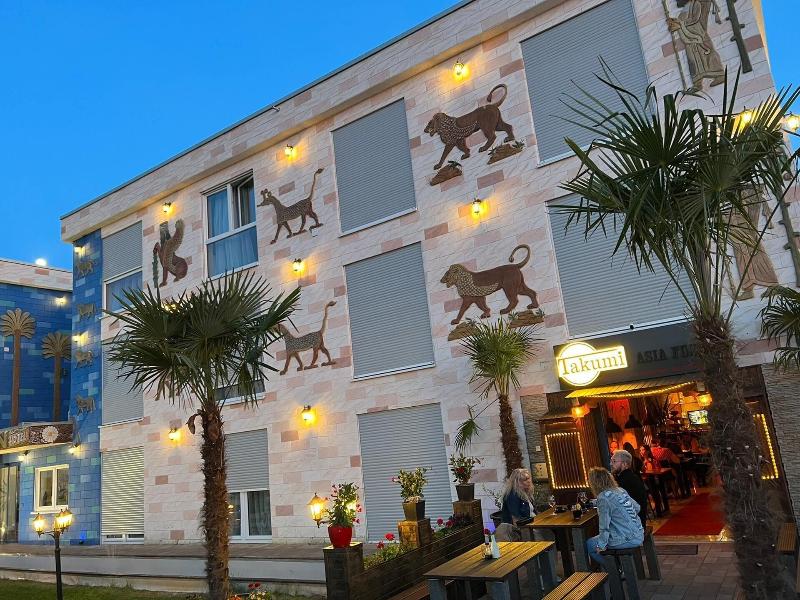 Hotel Babylon image