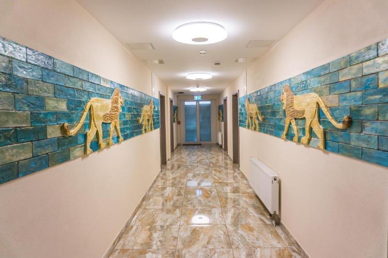 Hotel Babylon image