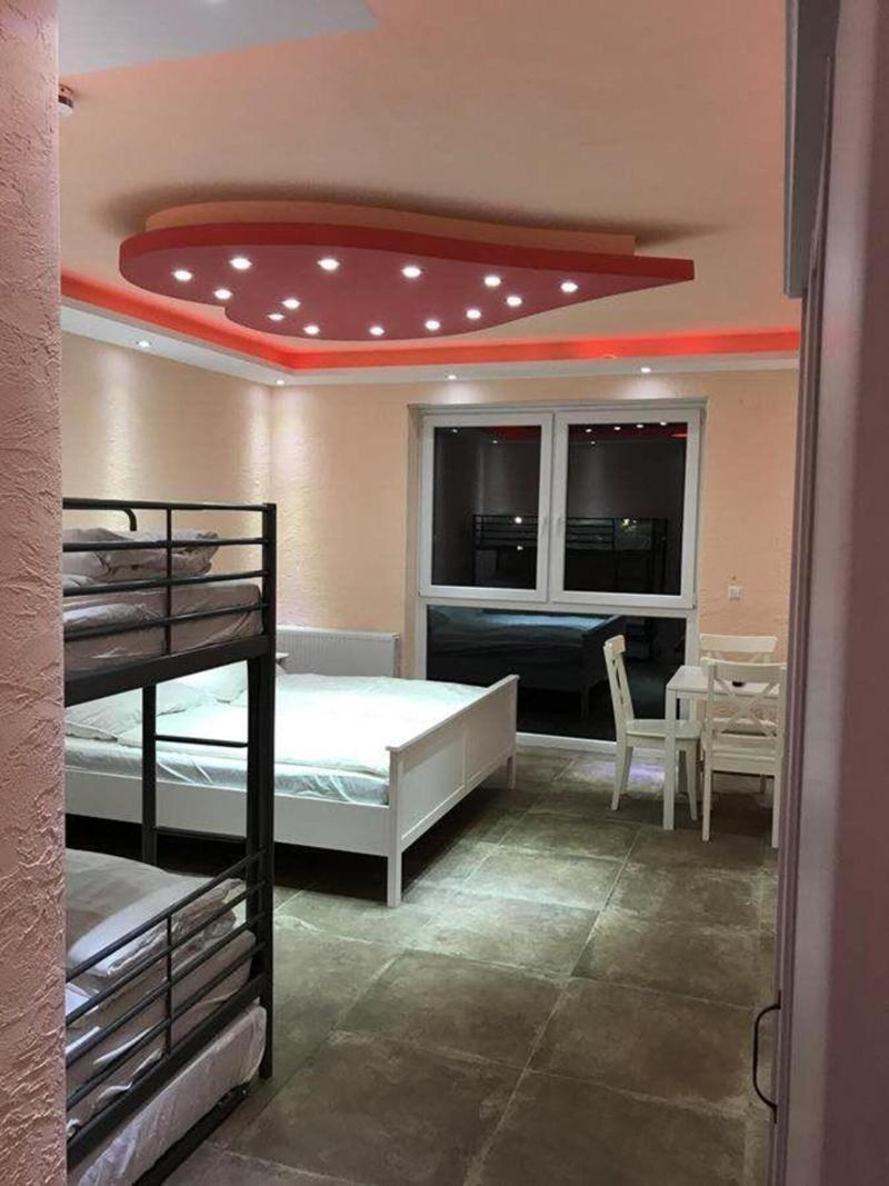 Hotel Babylon image