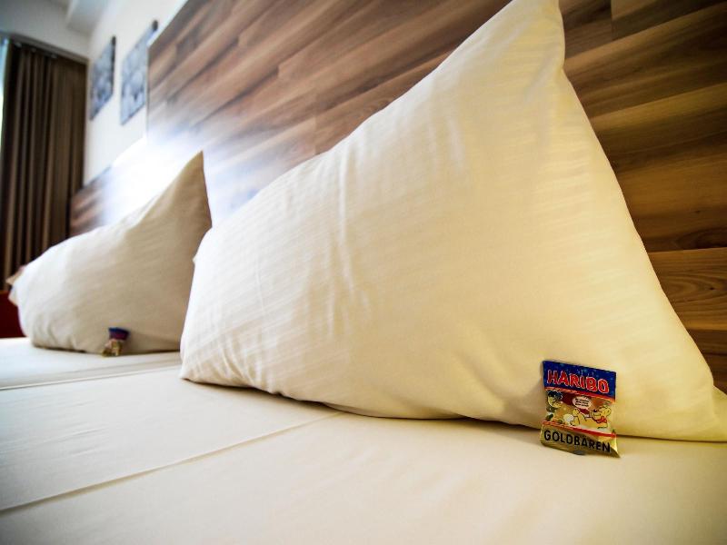 Petul Apart Hotel City image