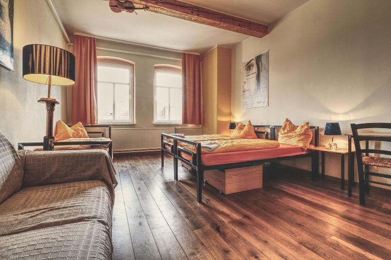 Opera Hostel image