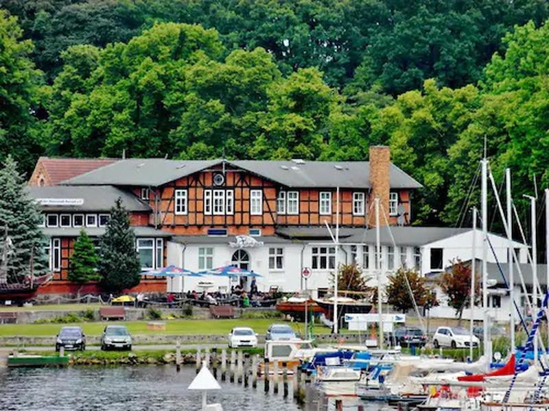 Hotel Pension Zum Alten Fährhaus image