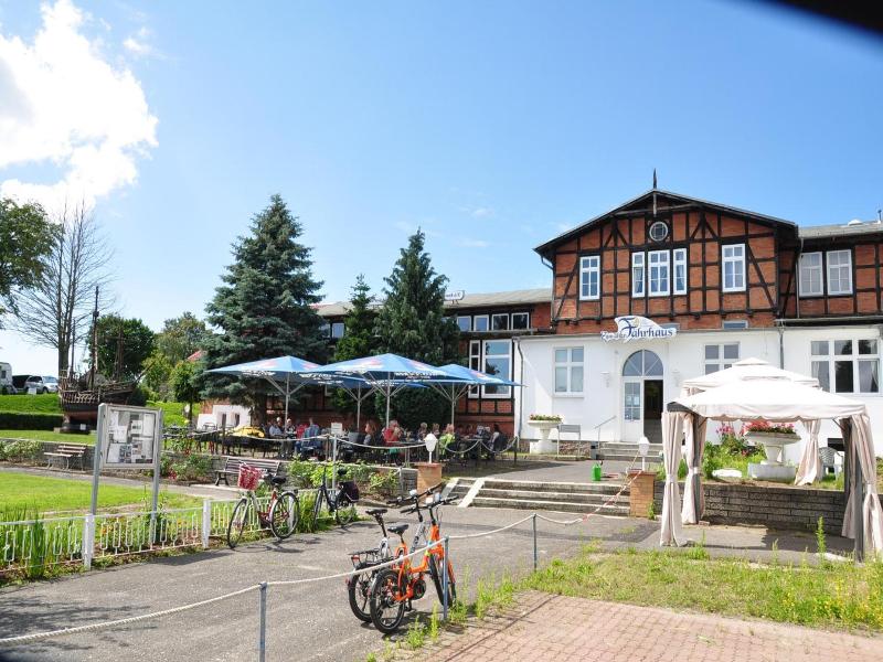 Hotel Pension Zum Alten Fährhaus image