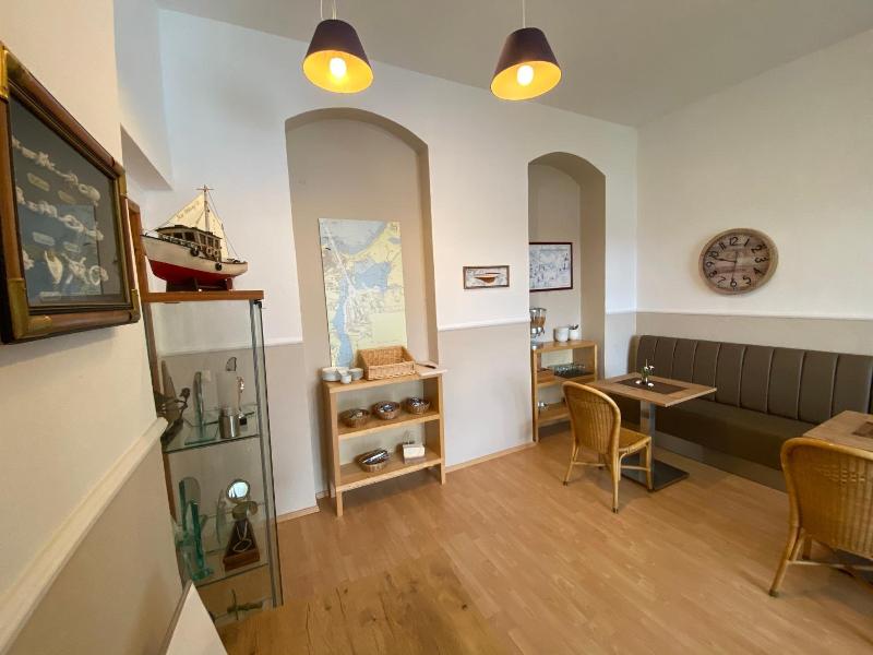 Hotel Pension Zum Alten Fährhaus image