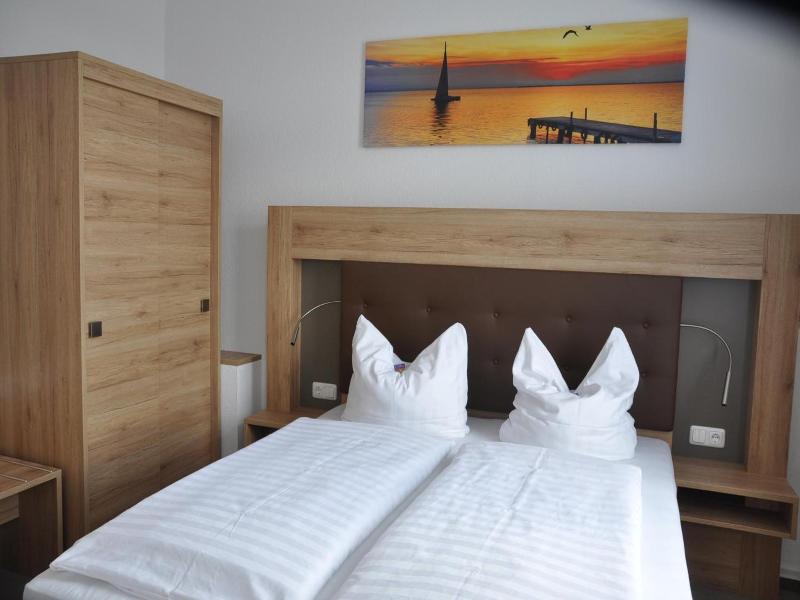 Hotel Pension Zum Alten Fährhaus image
