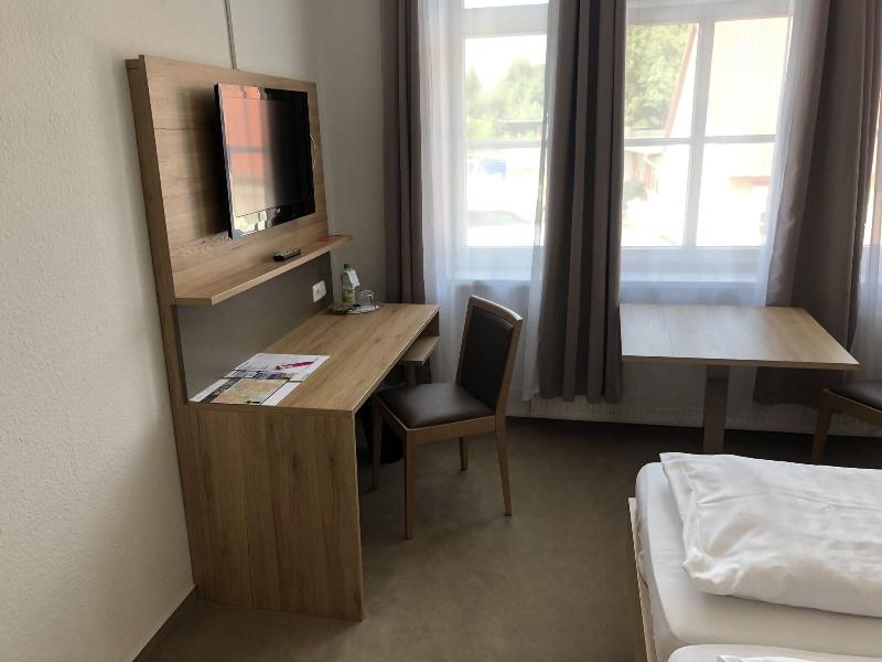Hotel Pension Zum Alten Fährhaus image