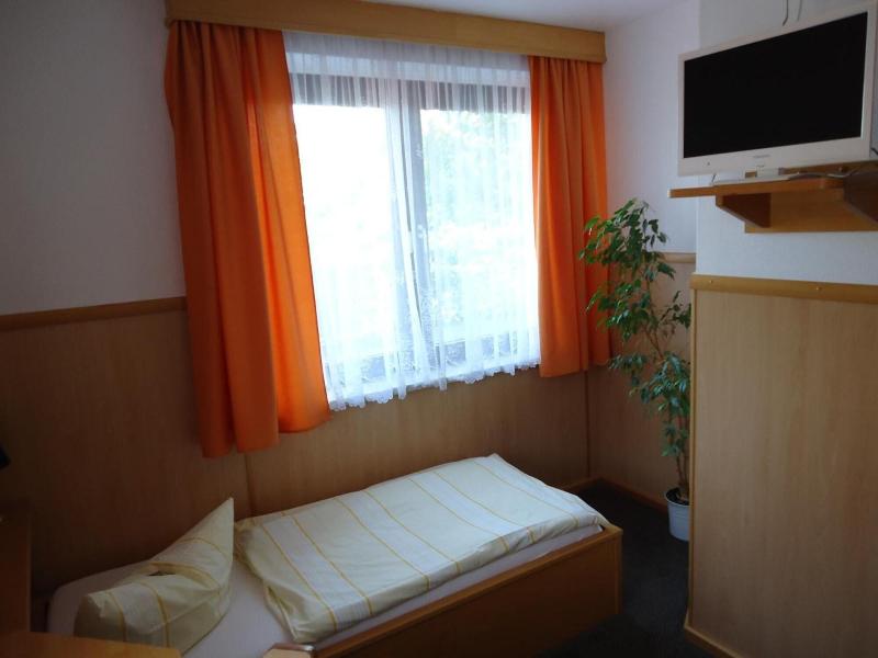 City Hotel image