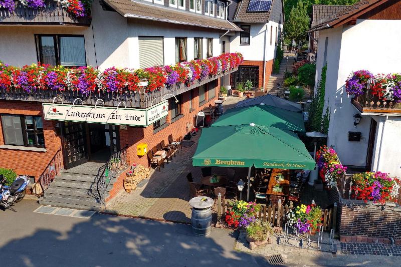 Landgasthaus Zur Linde image