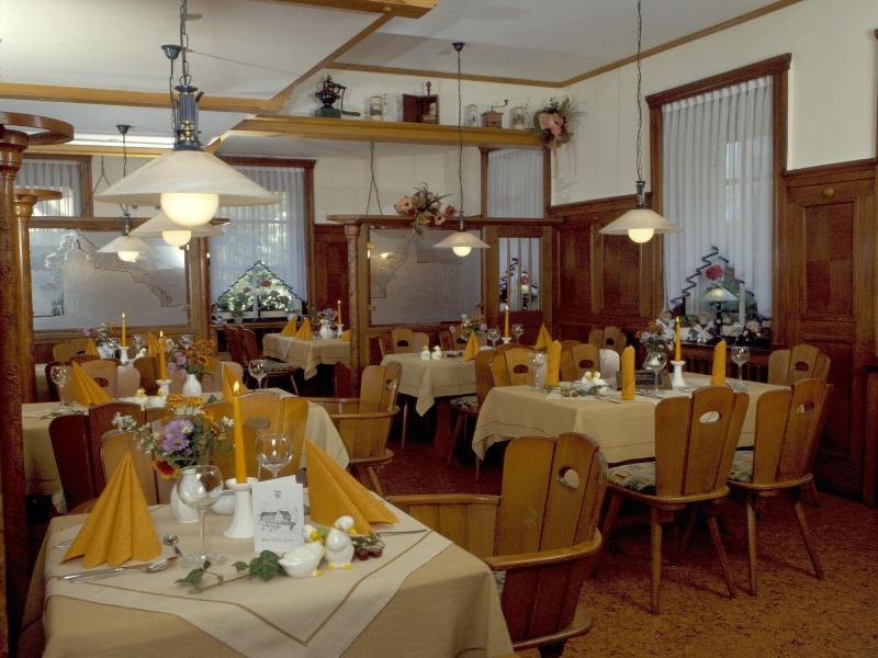Hotel Link & Restaurant image