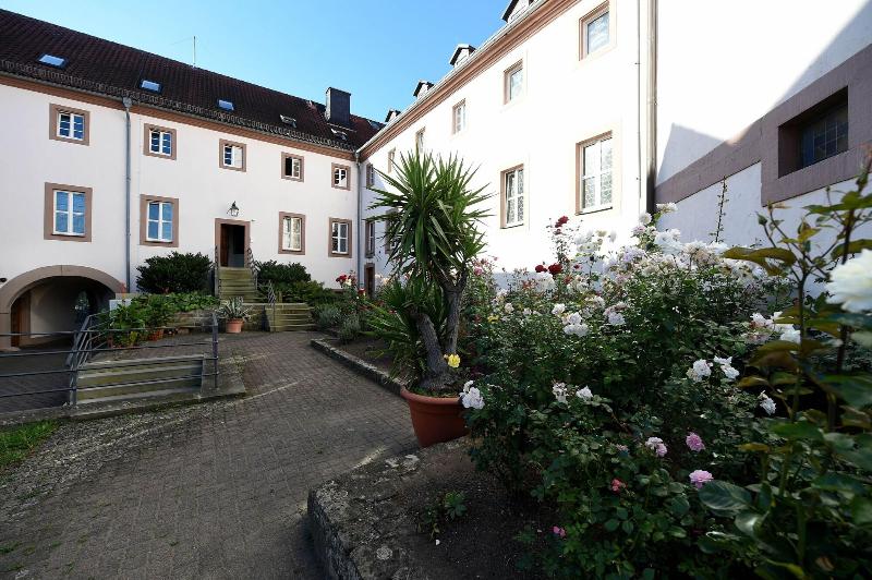 Tagungskloster Frauenberg image