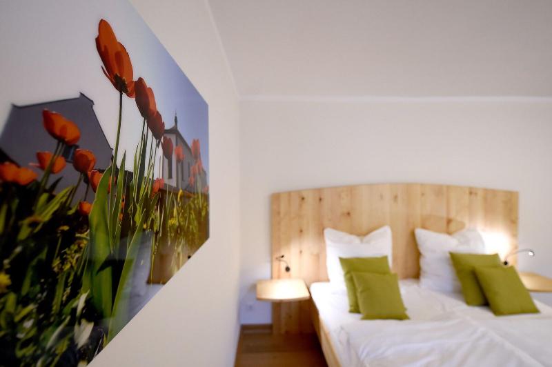 Tagungskloster Frauenberg image