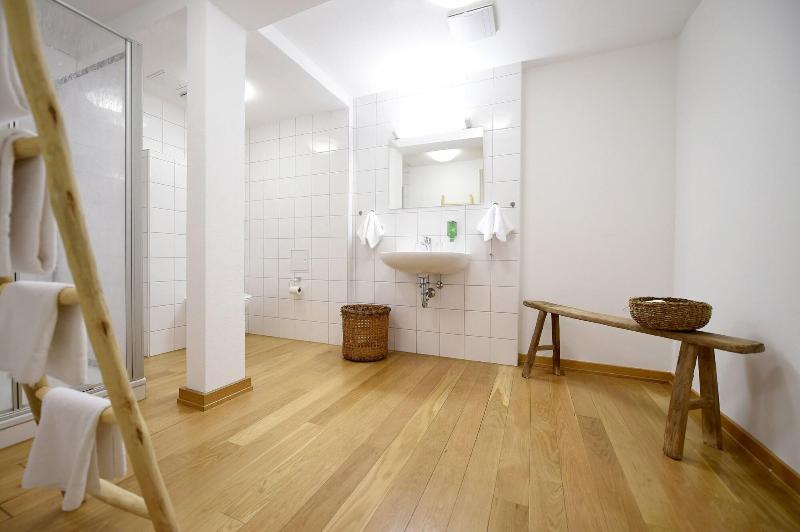 Tagungskloster Frauenberg image