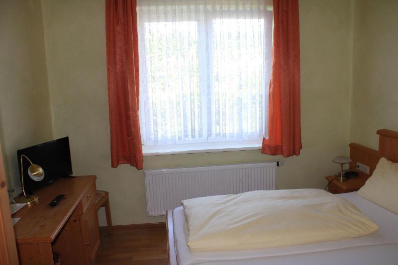 Zur Rotenfelsstube image