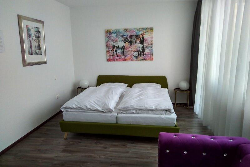 Atelierhaus Budget Hotel image