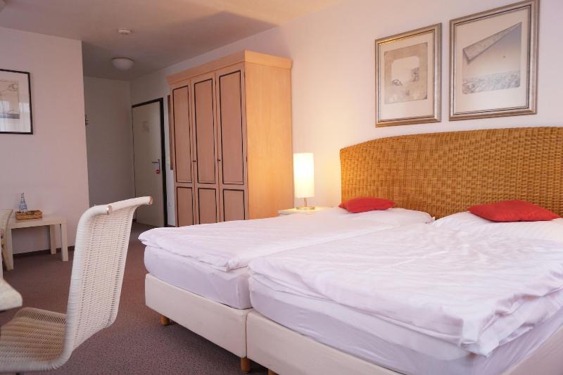 Atelierhaus Budget Hotel image