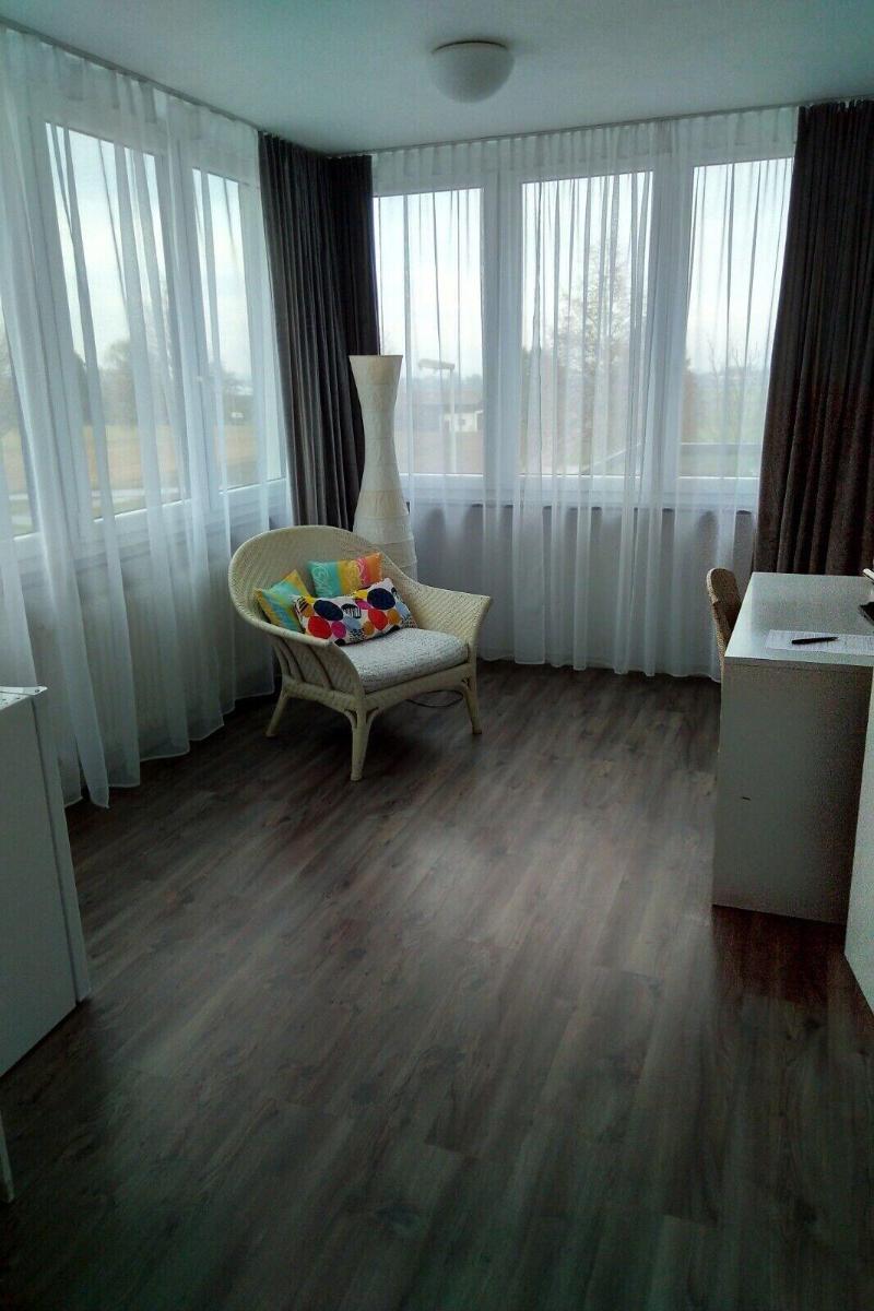 Atelierhaus Budget Hotel image