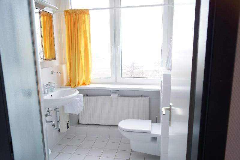 Atelierhaus Budget Hotel image