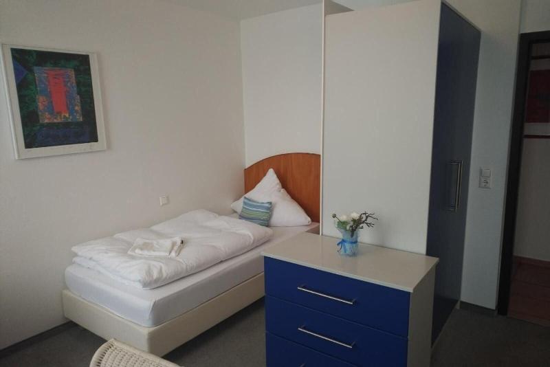 Atelierhaus Budget Hotel image