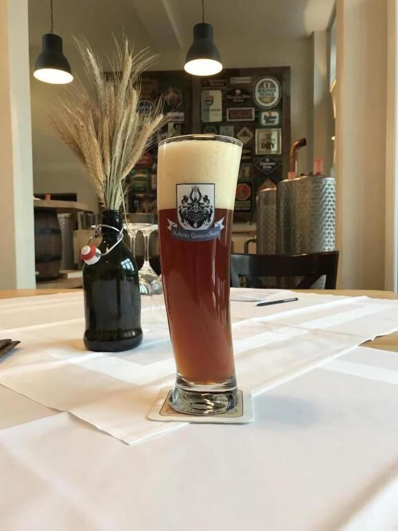 Neumaiers Hirsch Gasthof & Landhotel image