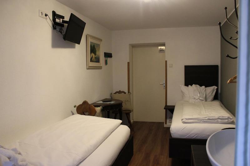 Hotel Am Fischmarkt image