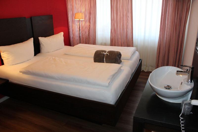 Hotel Am Fischmarkt image