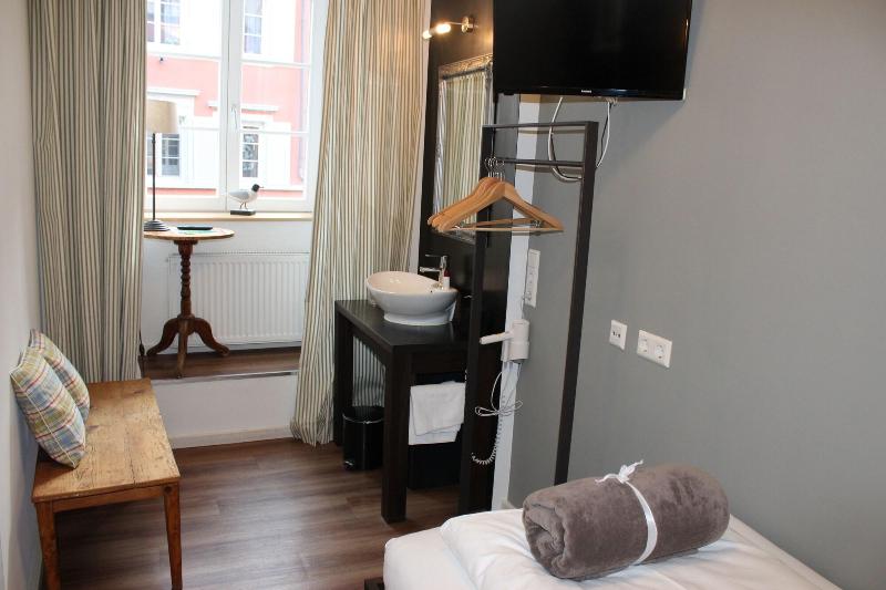 Hotel Am Fischmarkt image