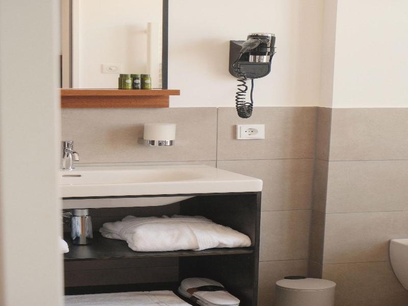 Seehotel Villa Linde image